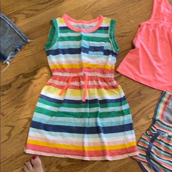 *Gap kids bundle size s perfect condition- a steal for spring / summer - Picture 4 of 7